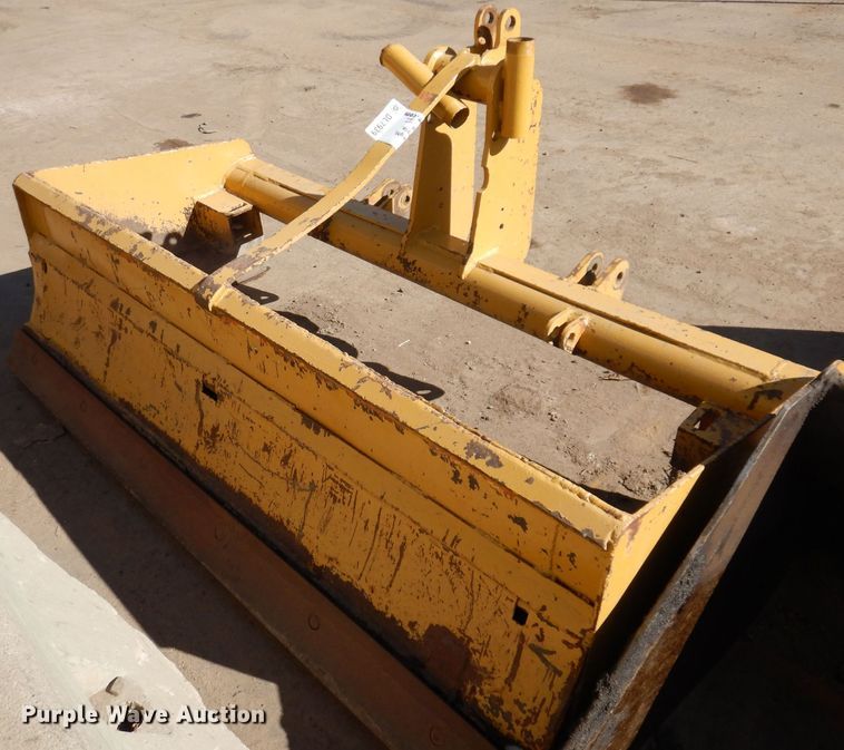 image for item DL7939 Rhino  HB72 box blade