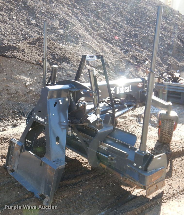 image for item DL7940 2020 Bobcat Grader 96 skid steer grader