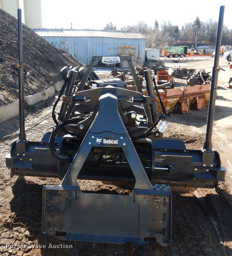 image for item DL7940 2020 Bobcat Grader 96 skid steer grader