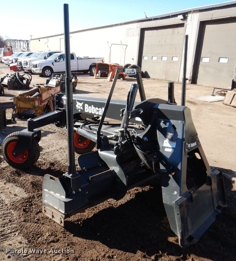 image for item DL7940 2020 Bobcat Grader 96 skid steer grader