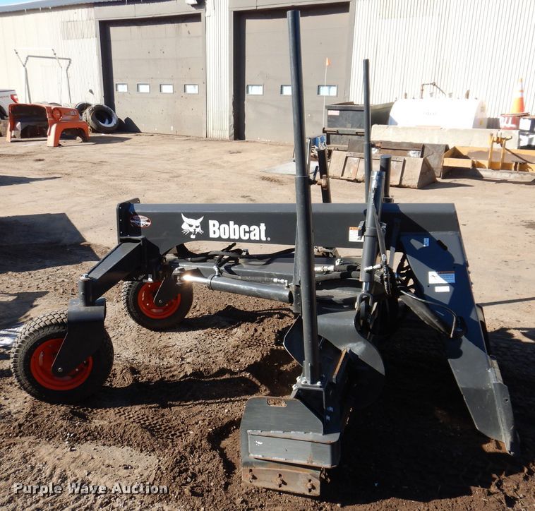 image for item DL7940 2020 Bobcat Grader 96 skid steer grader