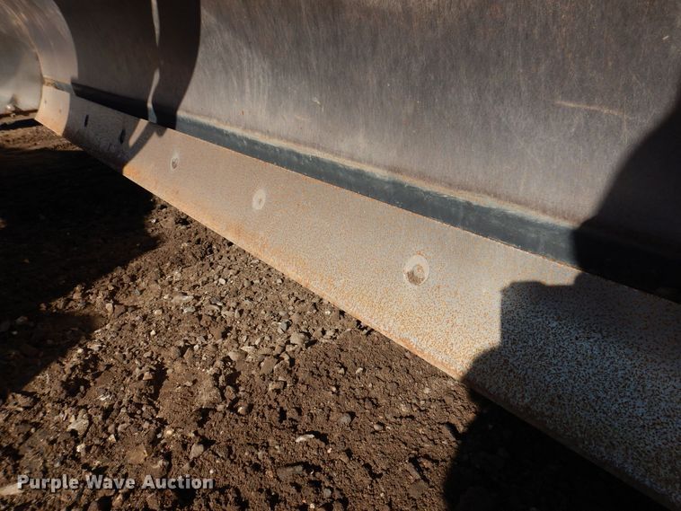 image for item DL7940 2020 Bobcat Grader 96 skid steer grader