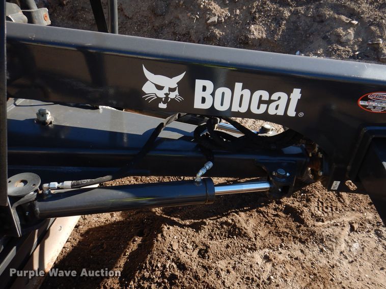 image for item DL7940 2020 Bobcat Grader 96 skid steer grader