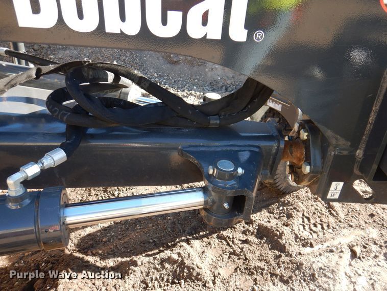 image for item DL7940 2020 Bobcat Grader 96 skid steer grader