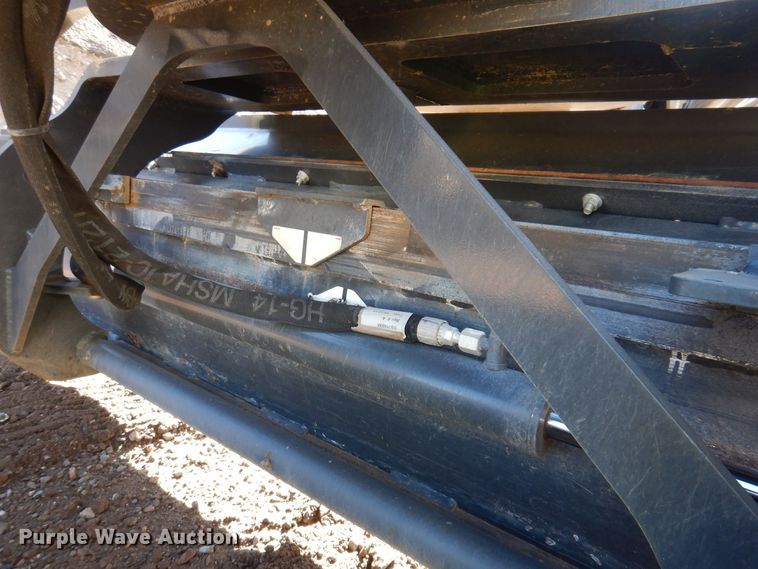 image for item DL7940 2020 Bobcat Grader 96 skid steer grader