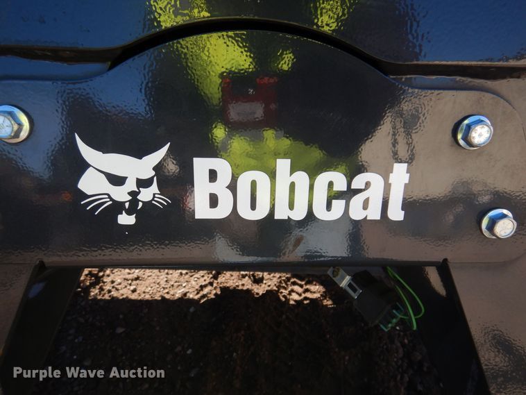 image for item DL7940 2020 Bobcat Grader 96 skid steer grader