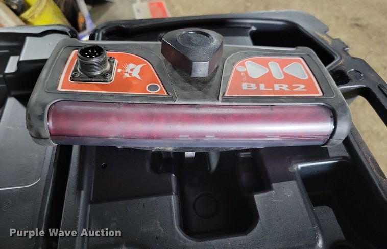 image for item DL7940 2020 Bobcat Grader 96 skid steer grader