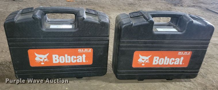 image for item DL7940 2020 Bobcat Grader 96 skid steer grader