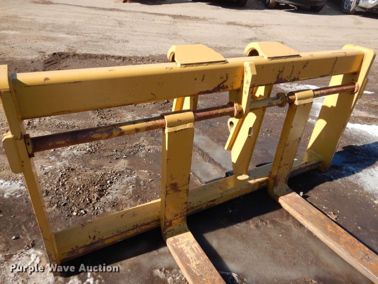 image for item DL7941 Balderson BF936Q wheel loader forks