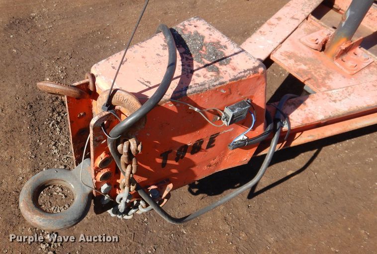 image for item DL7942 1998 Towmaster tilt deck utility trailer