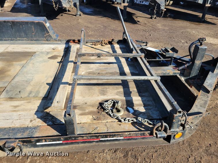 image for item DL7943 1998 Towmaster tilt deck equipment trailer