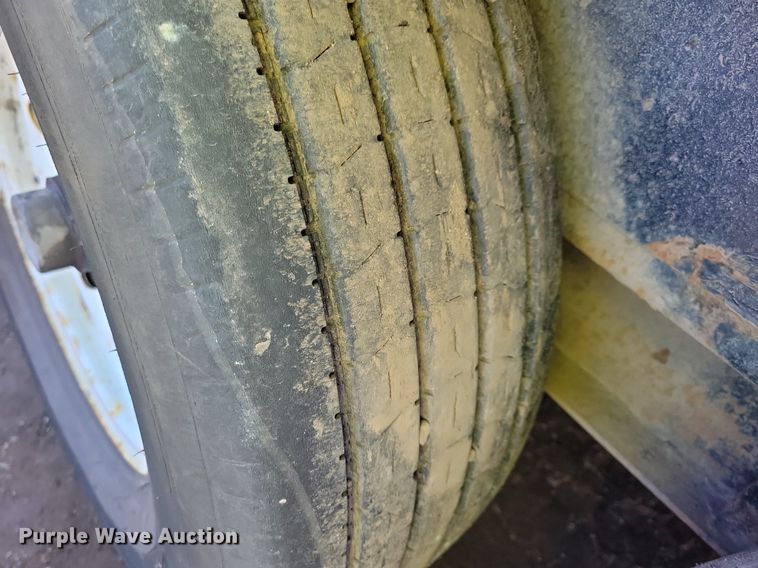 image for item DL7943 1998 Towmaster tilt deck equipment trailer