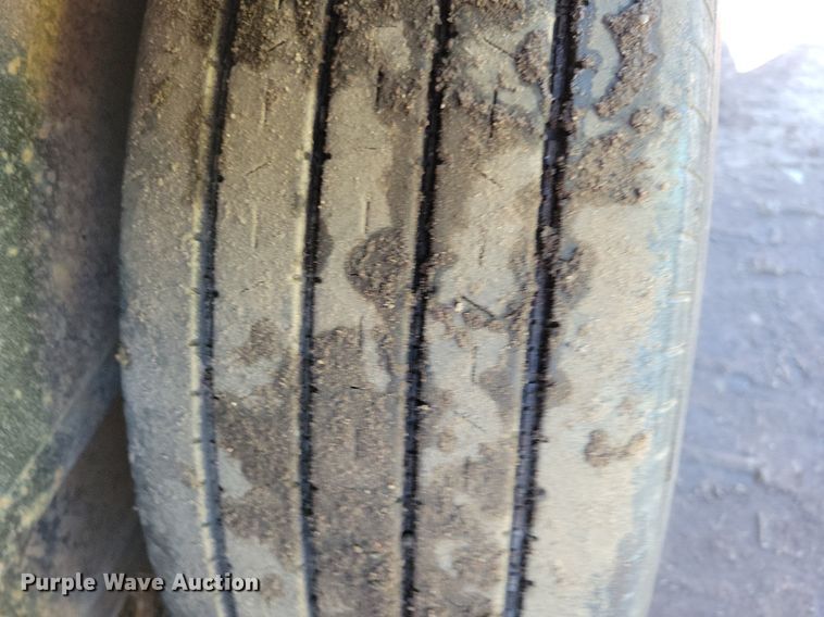 image for item DL7943 1998 Towmaster tilt deck equipment trailer