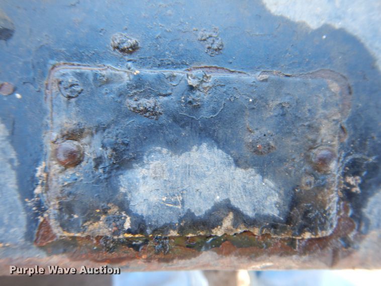 image for item DL7944 2000 New Holland 545D landscape tractor