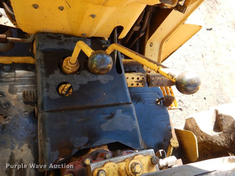 image for item DL7944 2000 New Holland 545D landscape tractor