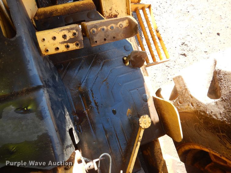 image for item DL7944 2000 New Holland 545D landscape tractor