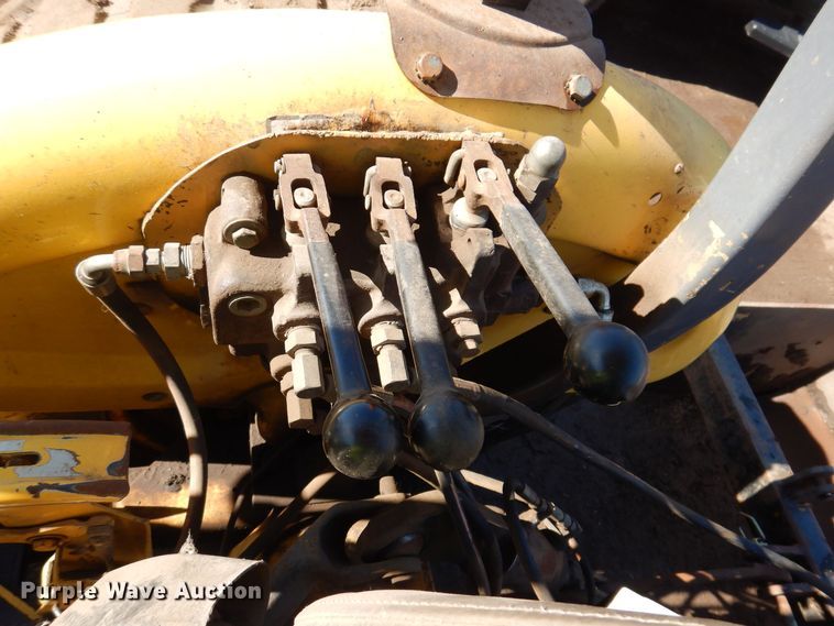 image for item DL7944 2000 New Holland 545D landscape tractor