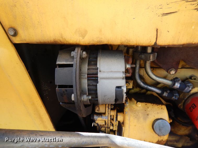 image for item DL7944 2000 New Holland 545D landscape tractor