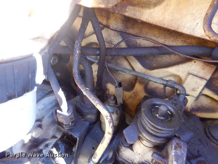 image for item DL7944 2000 New Holland 545D landscape tractor