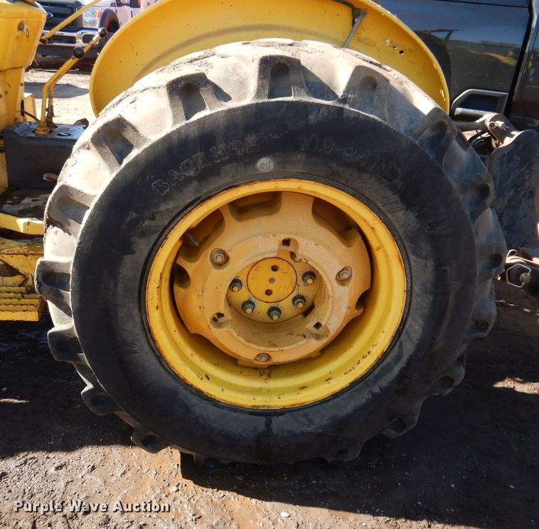 image for item DL7944 2000 New Holland 545D landscape tractor