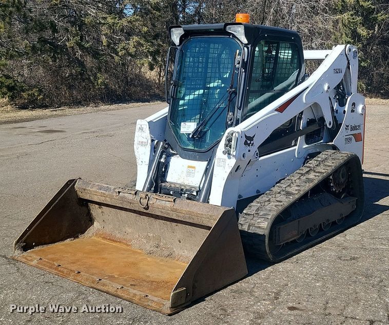 image for item DL7946 2020 Bobcat  T650 tracked skid steer loader