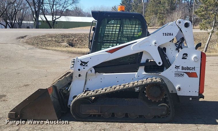 image for item DL7946 2020 Bobcat  T650 tracked skid steer loader