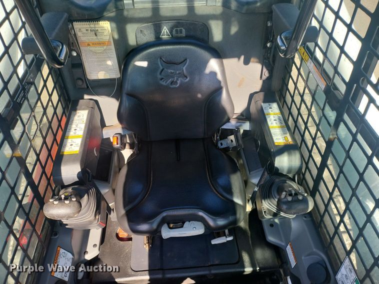 image for item DL7946 2020 Bobcat  T650 tracked skid steer loader