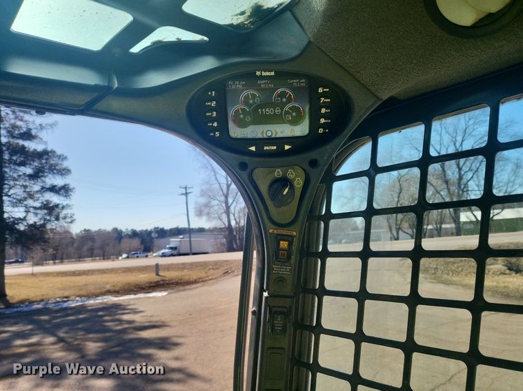 image for item DL7946 2020 Bobcat  T650 tracked skid steer loader