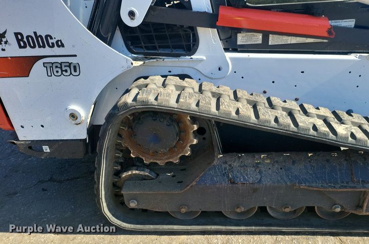 image for item DL7946 2020 Bobcat  T650 tracked skid steer loader