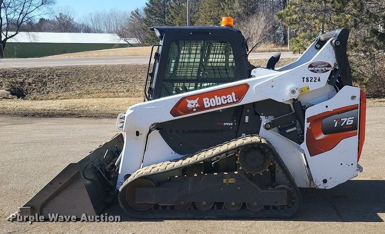 image for item DL7947 2022 Bobcat  T76 tracked skid steer loader