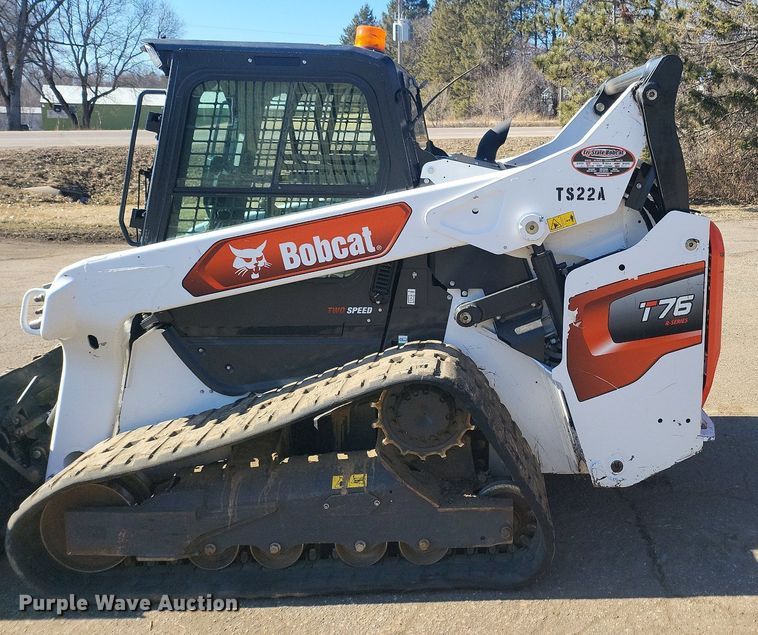 image for item DL7947 2022 Bobcat  T76 tracked skid steer loader