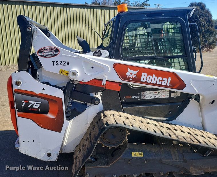image for item DL7947 2022 Bobcat  T76 tracked skid steer loader
