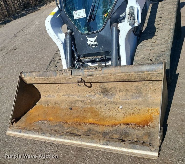 image for item DL7947 2022 Bobcat  T76 tracked skid steer loader