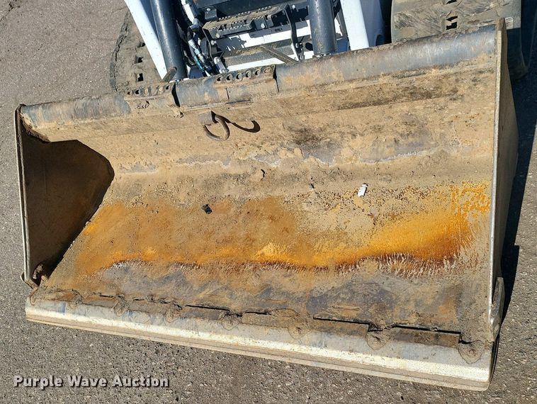 image for item DL7947 2022 Bobcat  T76 tracked skid steer loader