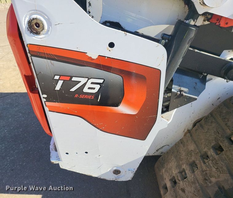 image for item DL7947 2022 Bobcat  T76 tracked skid steer loader