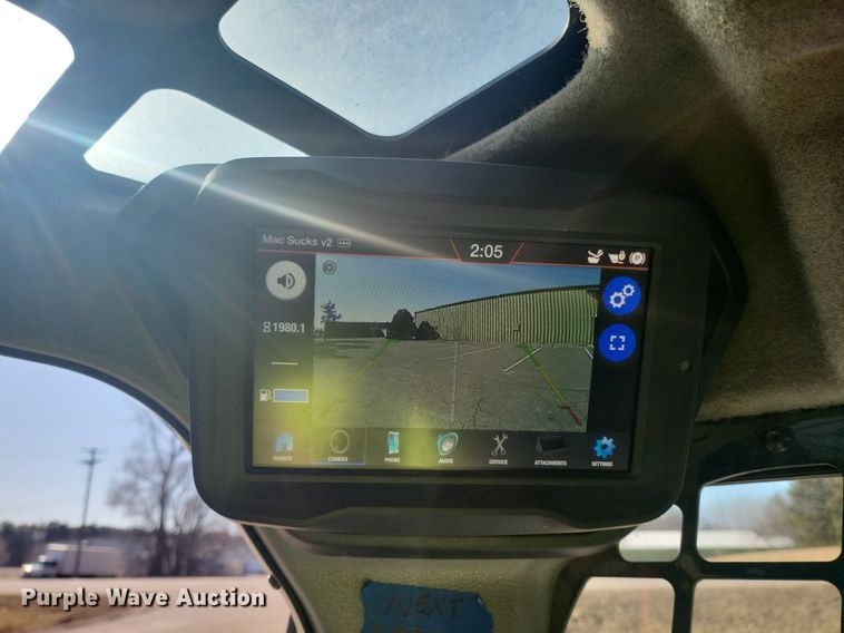 image for item DL7947 2022 Bobcat  T76 tracked skid steer loader