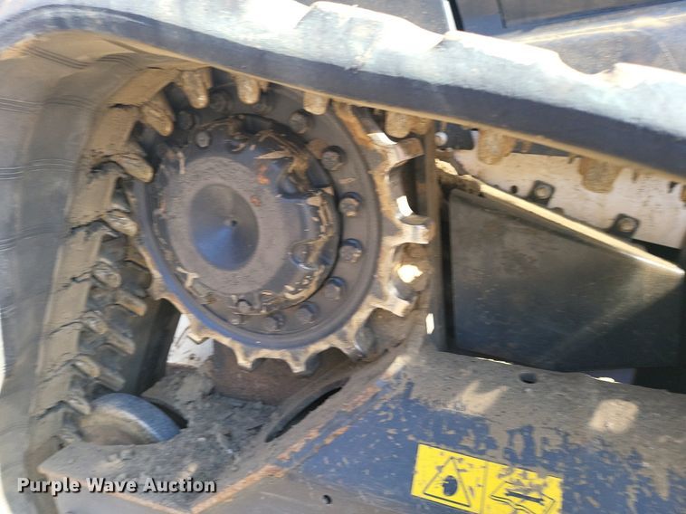 image for item DL7947 2022 Bobcat  T76 tracked skid steer loader