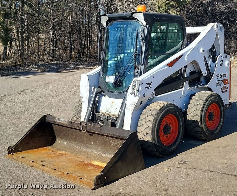 image for item DL7948 2019 Bobcat  S650 skid steer loader
