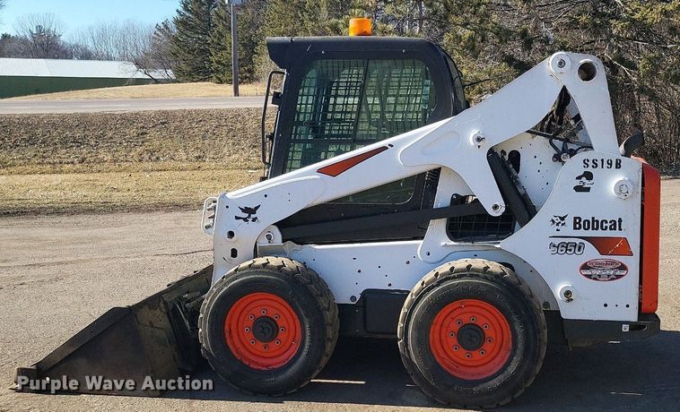 image for item DL7948 2019 Bobcat  S650 skid steer loader