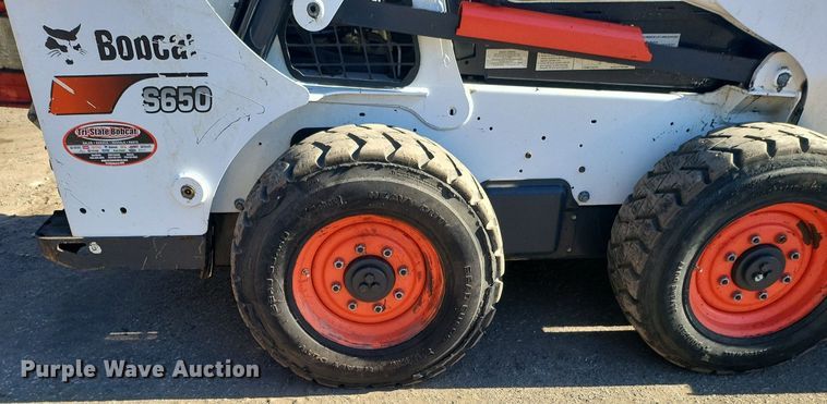 image for item DL7948 2019 Bobcat  S650 skid steer loader