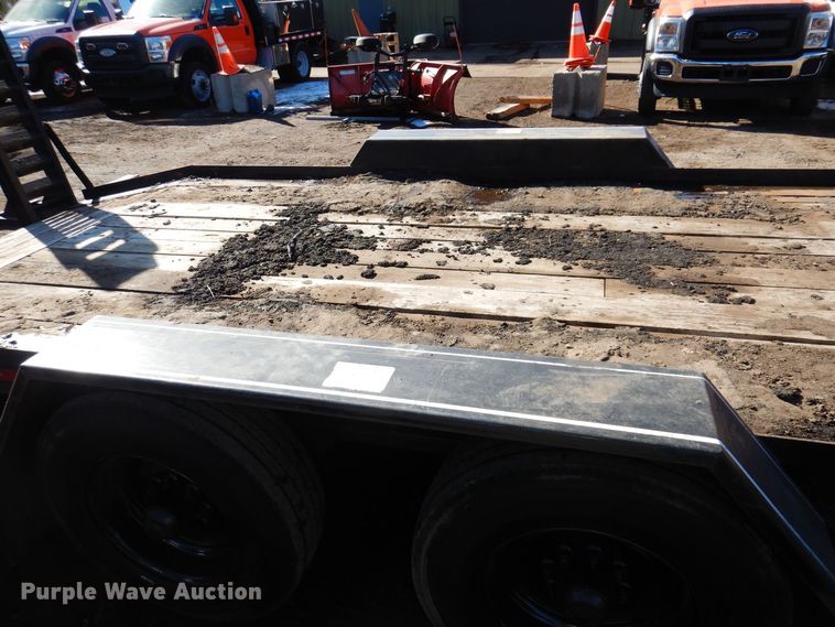 image for item DL7952 2016 Felling FT24 equipment trailer