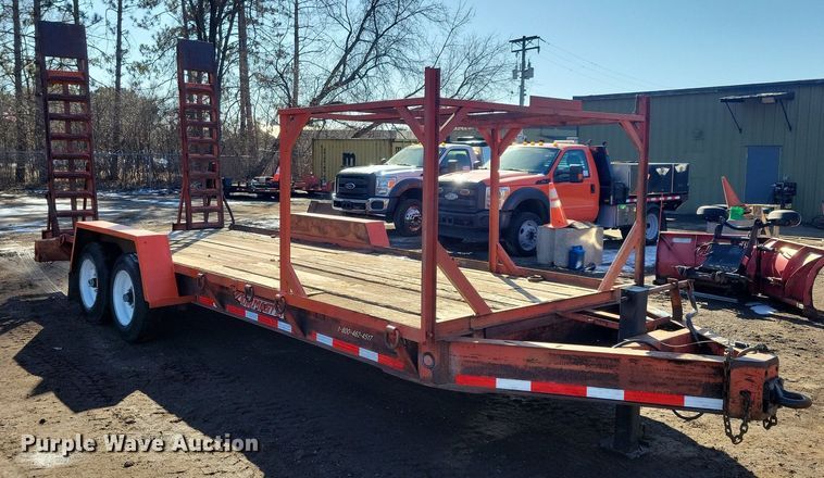 image for item DL7953 2000 Towmaster T-16DD equipment trailer