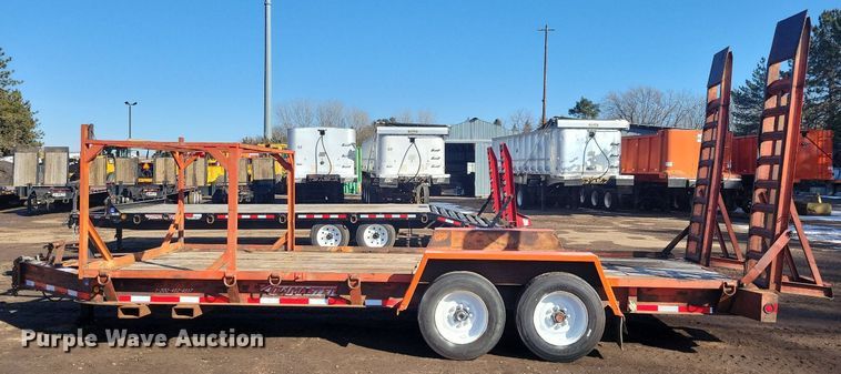 image for item DL7953 2000 Towmaster T-16DD equipment trailer