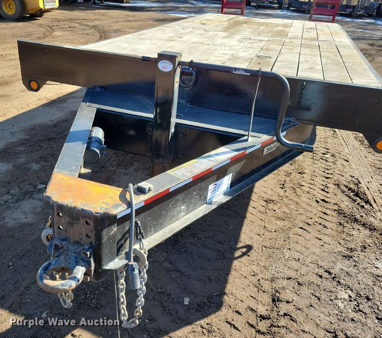 image for item DL7954 2021 Towmaster TC16 equipment trailer