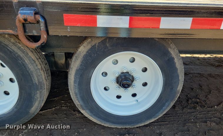 image for item DL7954 2021 Towmaster TC16 equipment trailer