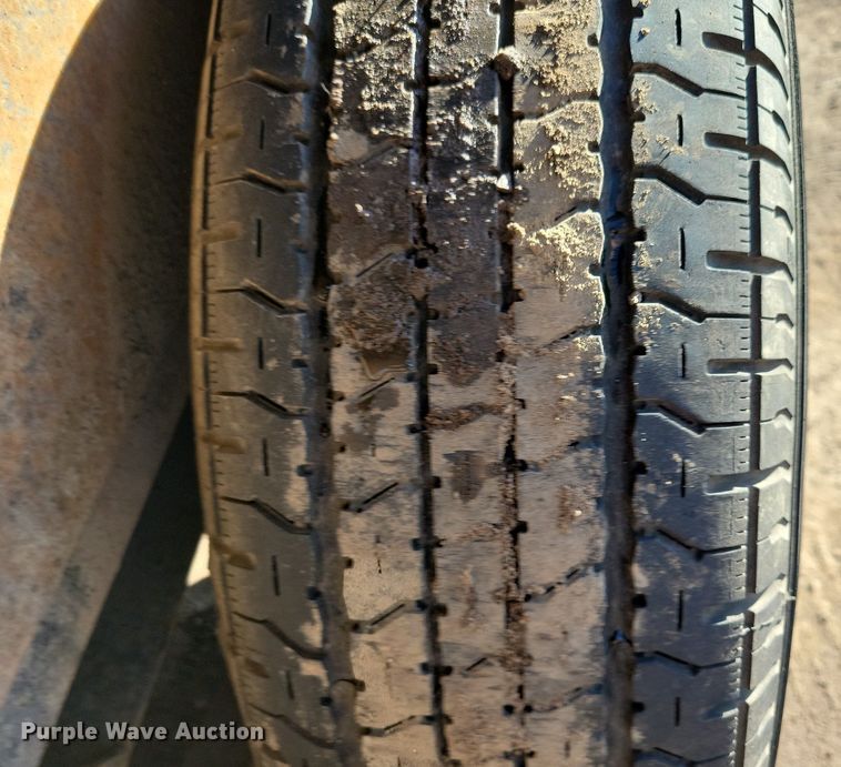 image for item DL7955 2009 Felling FT14IT tilt deck equipment trailer