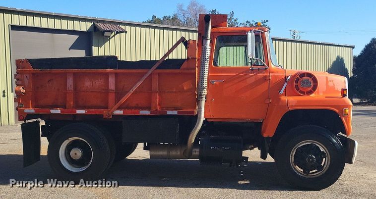 image for item DL7957 1980 Ford 8000 dump truck