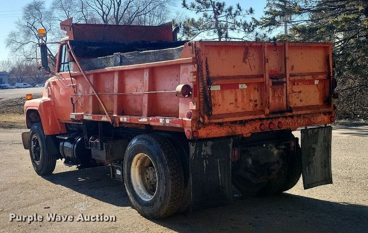 image for item DL7957 1980 Ford 8000 dump truck