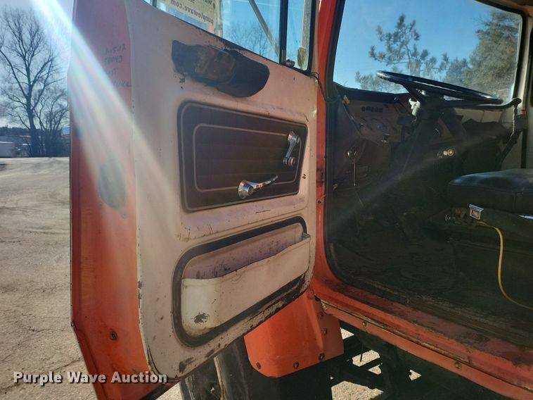 image for item DL7957 1980 Ford 8000 dump truck