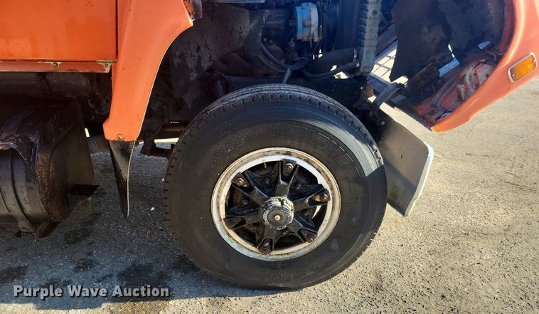 image for item DL7957 1980 Ford 8000 dump truck